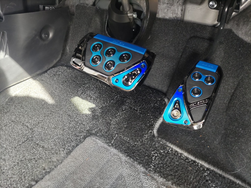 カーメイト アクセルペダル ブレーキペダル 車 RP109BL GT