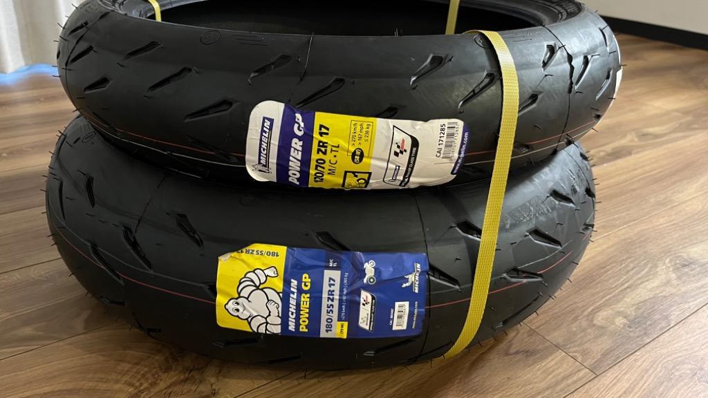カーボンファイバーカラーリアアッパーシートテールライトフェア