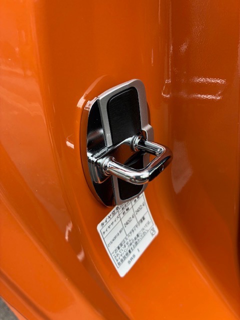 TRD GRドアスタビライザー GR86（ZN8)　品番：MS304-00005 Amazon.com: TRD GR Door Stabilizer for Toyota GR86[ZN8