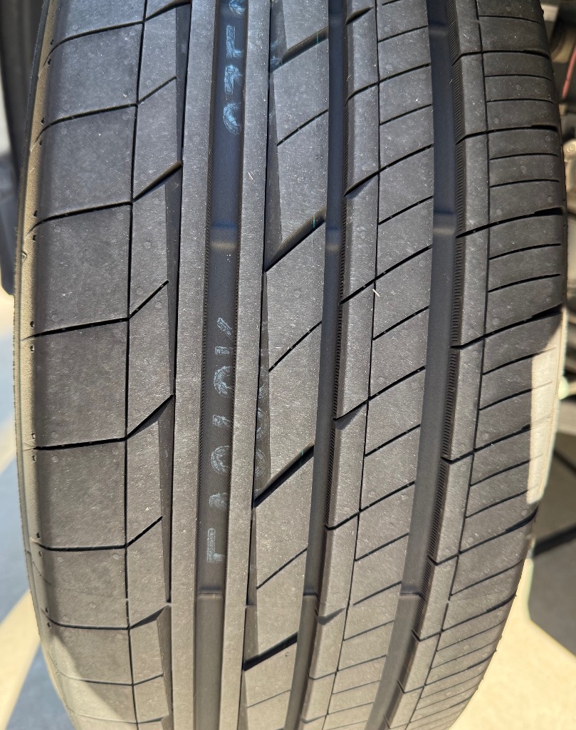 TRANPATH TOYO TIRE トーヨータイヤ トランパス LuII 235/50R18 TRANPATH TOYO TIRE トーヨータイヤ トランパス LuII 235/50R18
