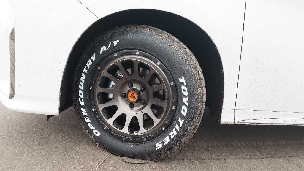 スタッドレスタイヤ/ホイールセット TOYOタイヤ　デルタフォース オーバル 東洋化学商会 デルタフォース オーバル 16インチ 5.5J +20 5