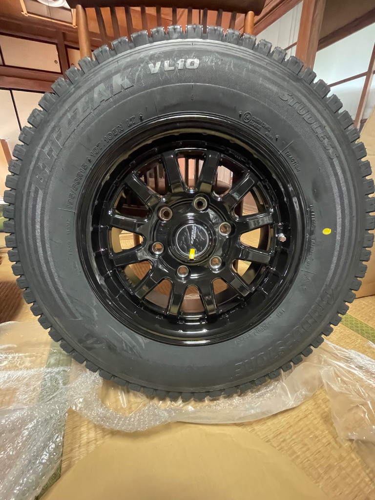 ハイエース200系]ブリヂストン BLIZZAK ブリザック VL10(LT用) 195