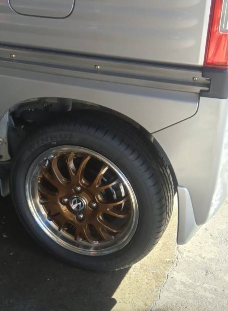 タイヤ・ホイール may 235b535d459c8b59_twl.jpg