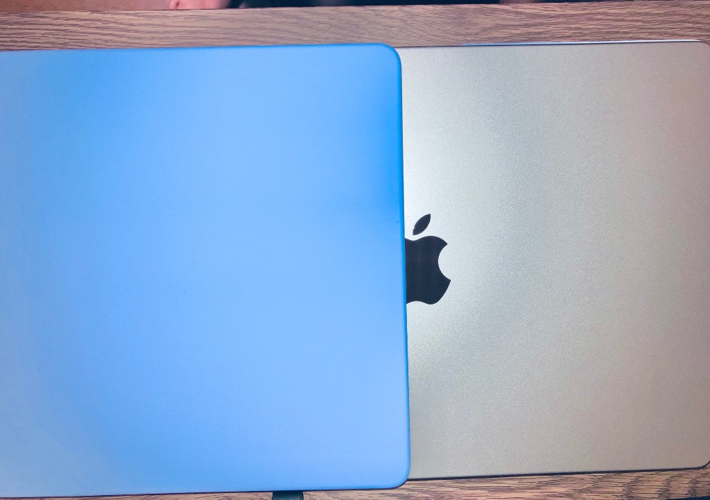 マット質感 MacBook Pro 13インチ ケース 超薄 air 13.6インチ M4 半