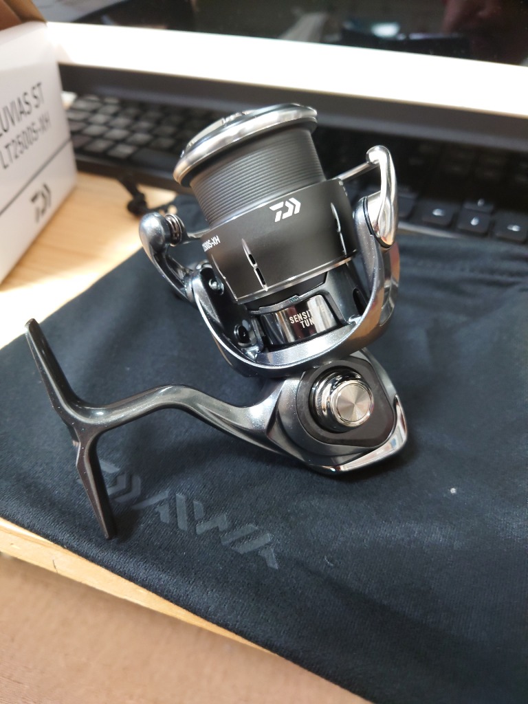 DAIWA（釣り） 25 ルビアス ST LT2500S-XH スピニングリール