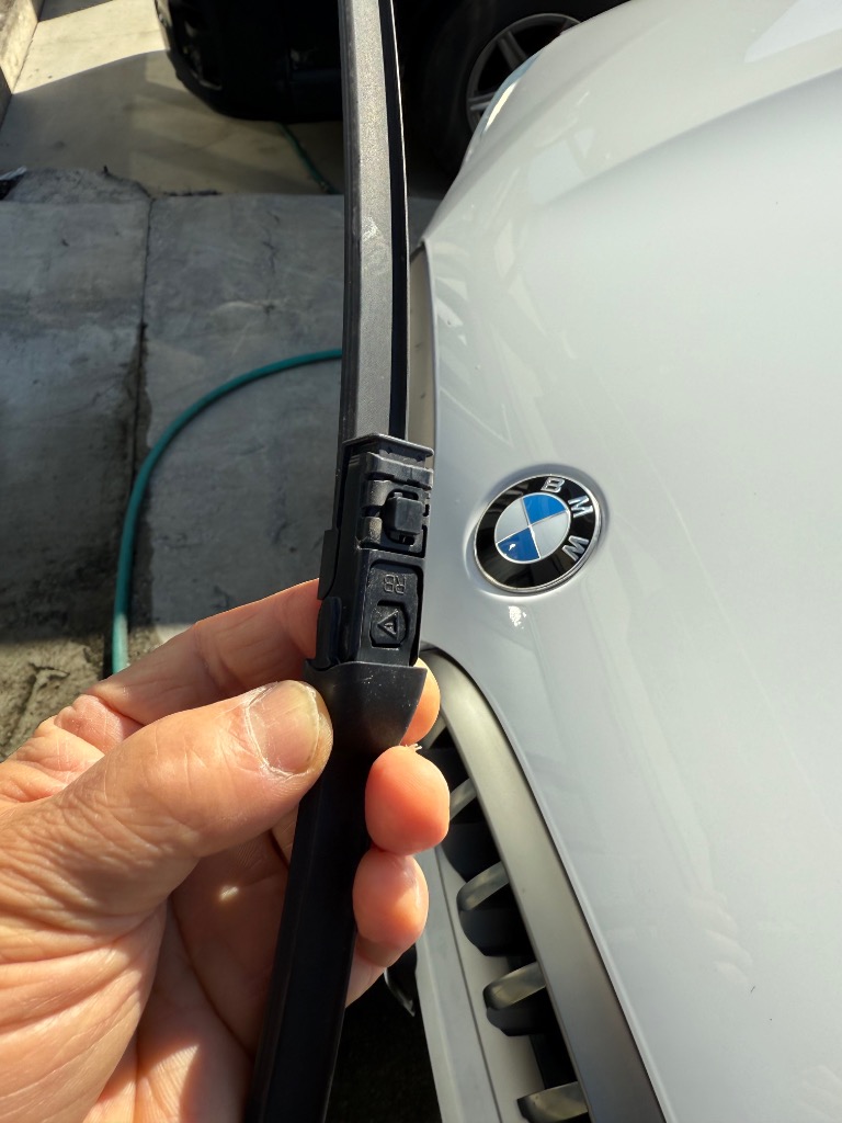 BMW フロント ワイパーブレード 左右セット BMW X3(G01) X4(G02) 右