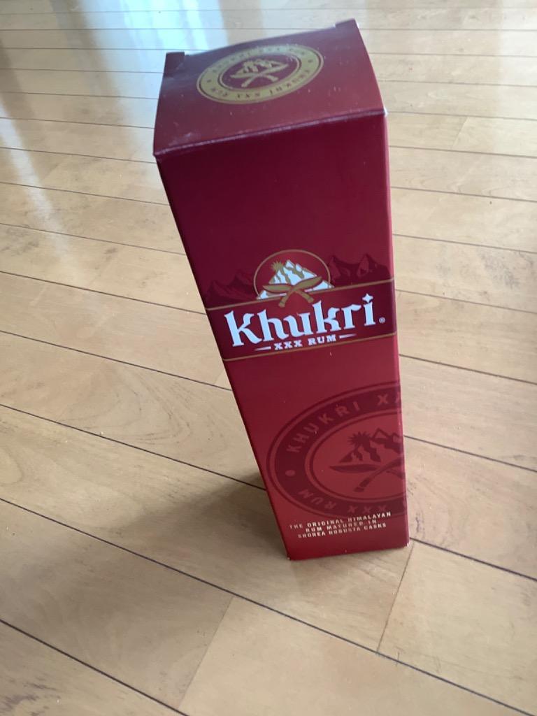 ククリ XXX ラム (ネパール産) 箱付き 42.8度 750ml : お酒の