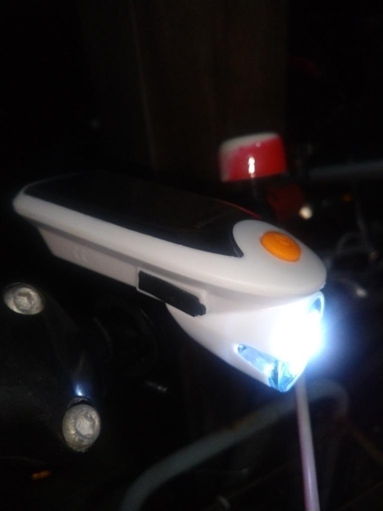 自転車 ライト ソーラー USB LED フロントライト 自転車ライト USB充電 ソーラー充電 4モード搭載 高輝度 防水 取り付け簡単  ロードバイク クロスバイク 明るい :YM-0005:CHIWA Direct - 通販 - Yahoo!ショッピング