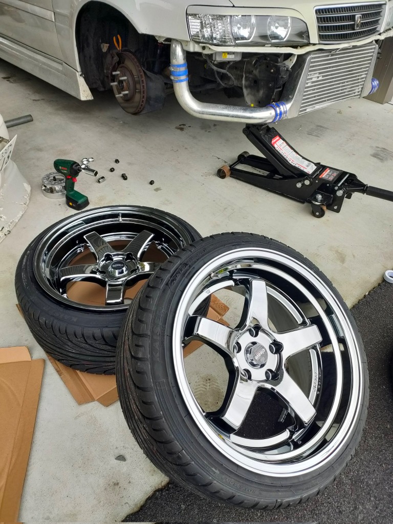 CLEAVE RACING FL53 18x10.5J +15 5H-114.3 ガンメタ/マシンド 4本セット(5穴)｜売買されたオークション情報、yahooの商品情報をアーカイブ公開  - オークファン 自動車、オートバイ