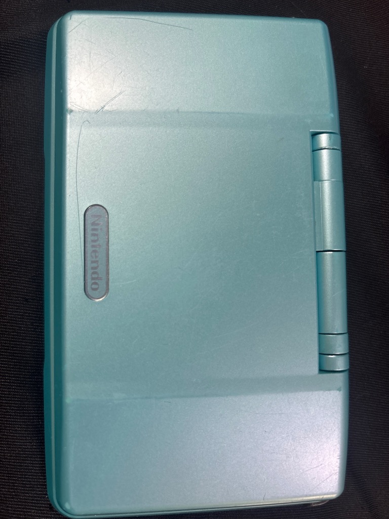 DS本体(ピンク)　ソフト12本　コンセント式充電機 任天堂 ニンテンドー3DS 本体 タッチペン充電器付き 選べる5色