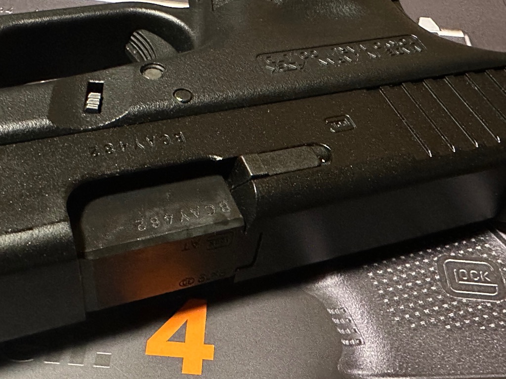 TOKYO MARUI 【東京マルイ】18才以上用ガスブローバックNo.105