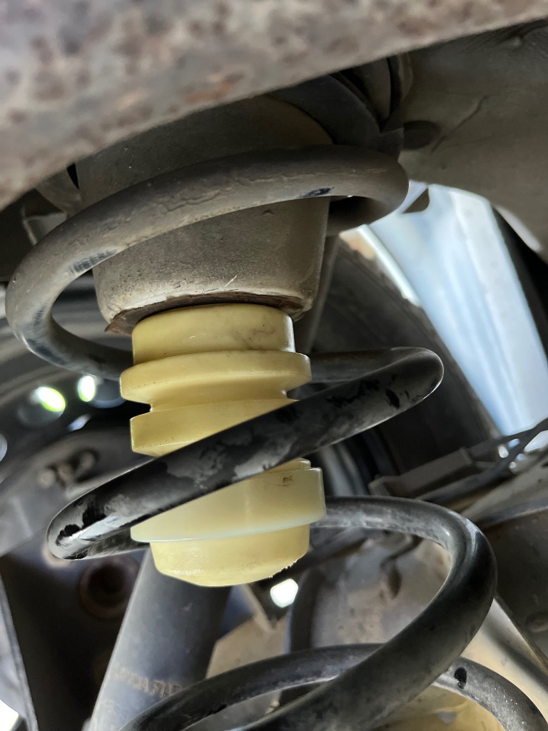 スズキ（SUZUKI） 42251-75F90 2個 純正 ストッパーリアバンプ