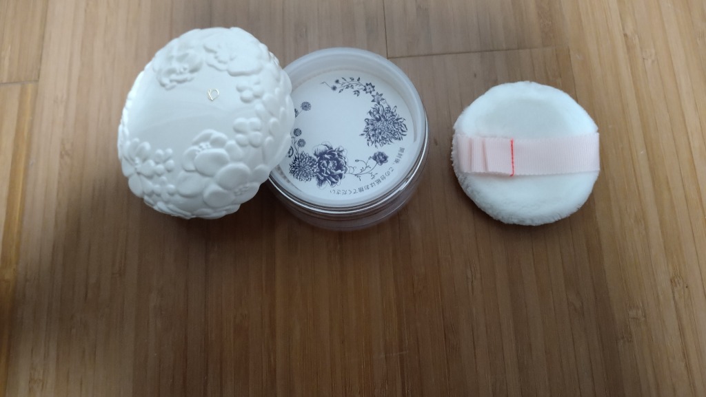 SHISEIDO ベネフィーク ルースパウダー ルミナイジング 15g