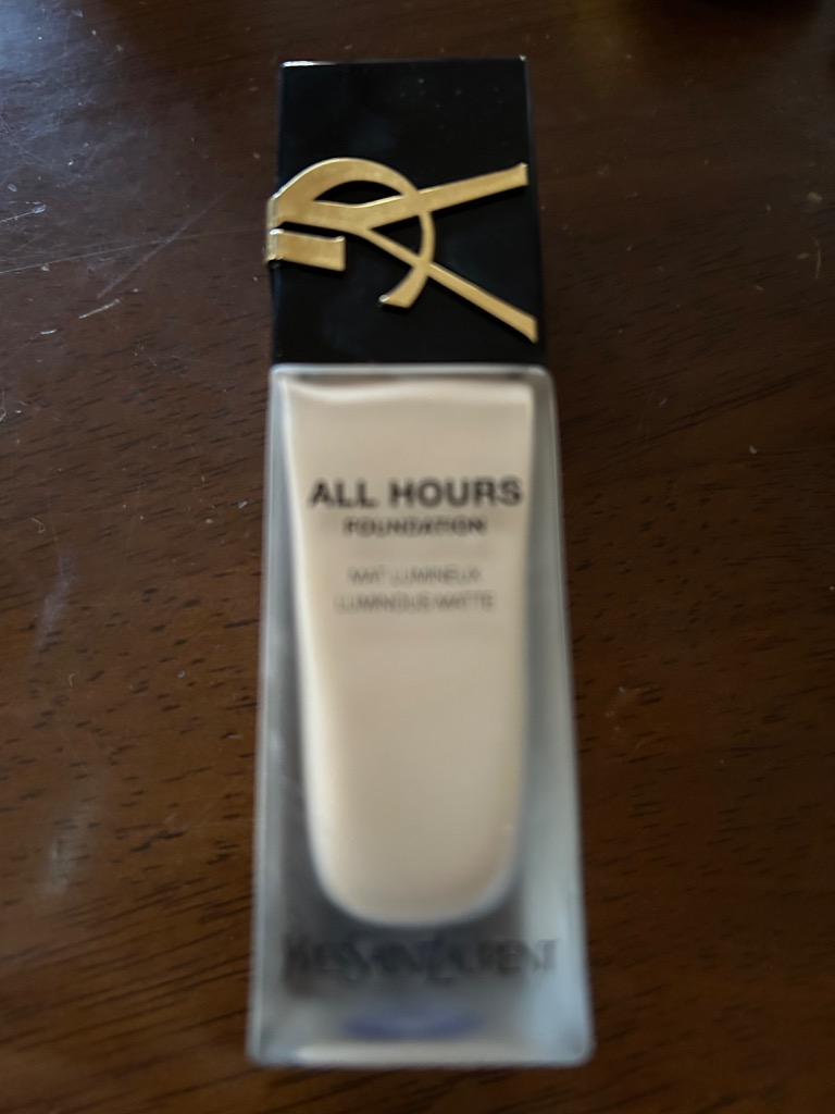 Yves Saint Laurent イヴサンローラン オールアワーズ リキッド