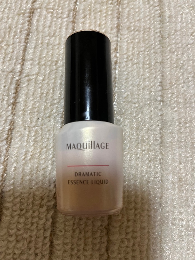 MAQuillAGE マキアージュ エッセンスリキッドEX オークル20 24ml