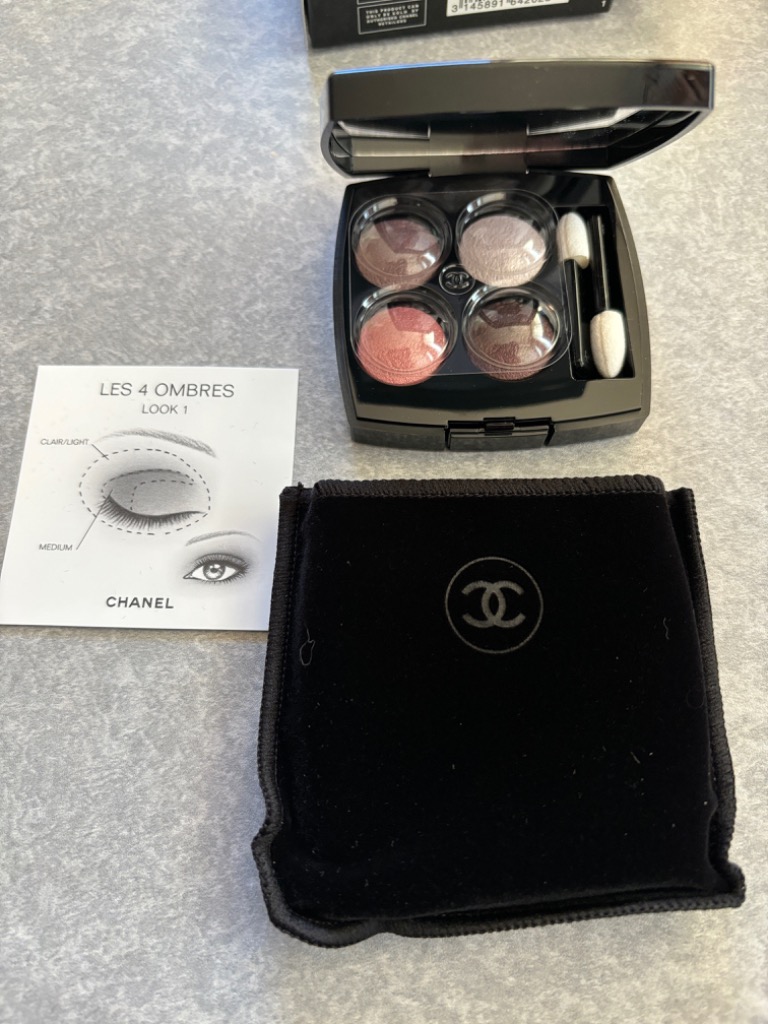 CHANEL 【メール便可】シャネル レキャトルオンブル #202 ティセ