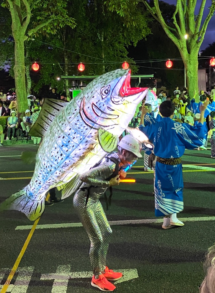 全身タイツ シルバー 銀色 顔 開口の全身タイツ 魚のうろこ 塗装