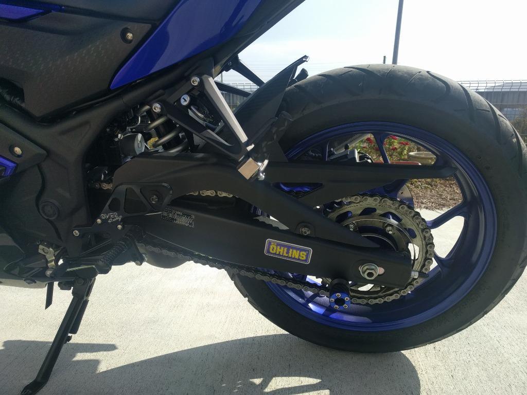 【MOS】カーボン調PPリアフェンダー 樹脂製 YZF-R25/R3 MT-25/03 外装カスタム ドレスアップ 改造 スポーティ 泥よけ  リアフェンダー チェーン カバー ガード