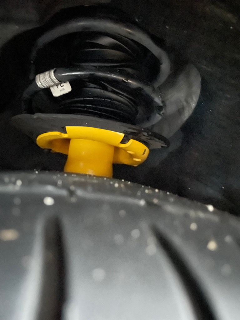 新品BILSTEIN  BMW純正形状スポーツダンパー35-264545 　2本 Amazon.com: Bilstein 35-264545 B6 Performance Suspension