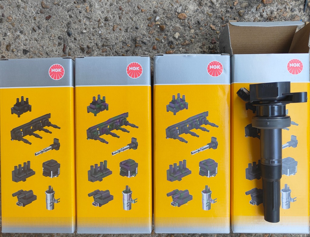 中古美品　NGK イグニッションコイル U5248 4本セット NGK イグニッションコイル U5248 4本set L880K コペン/L152S