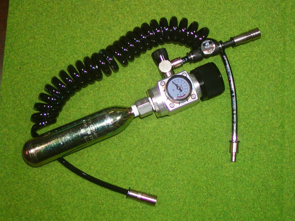 CO2レギュレーター S-1GR03A / 減圧可変式 作用圧力0-0.7MPa 低