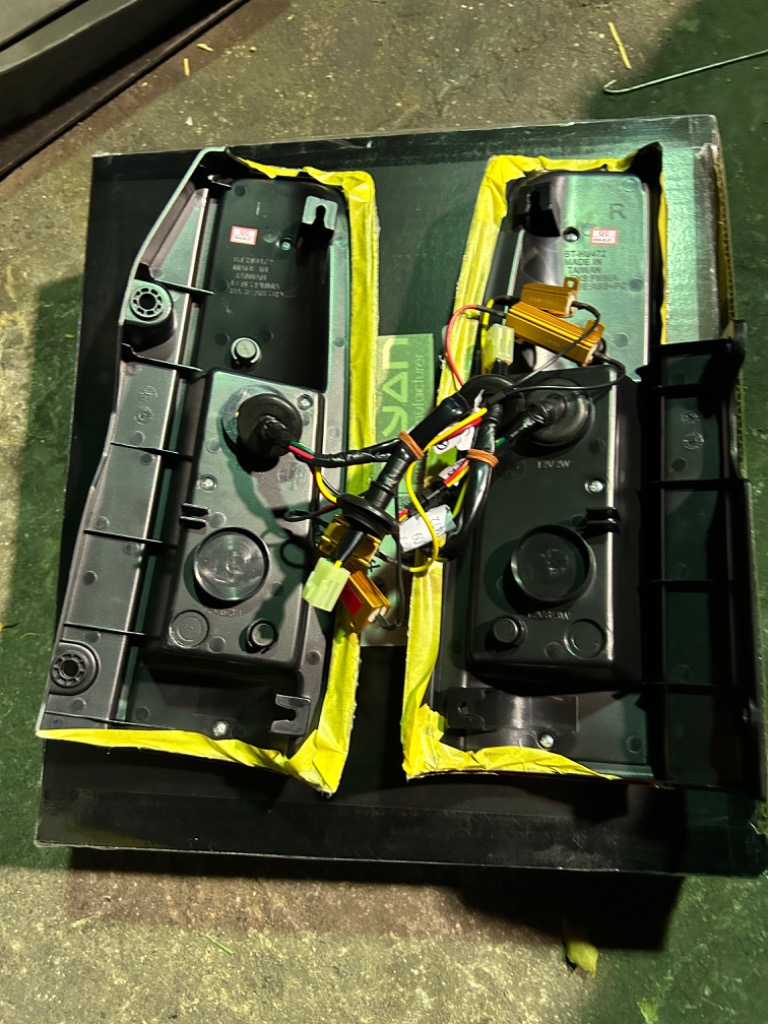 JB23ジムニー 3Dホール フルLEDテールV2 流れるウインカー仕様