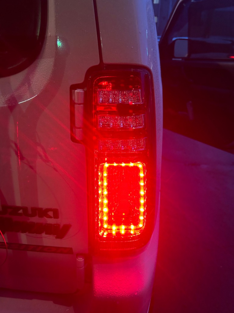 JB23ジムニー 3Dホール フルLEDテールV2 流れるウインカー仕様