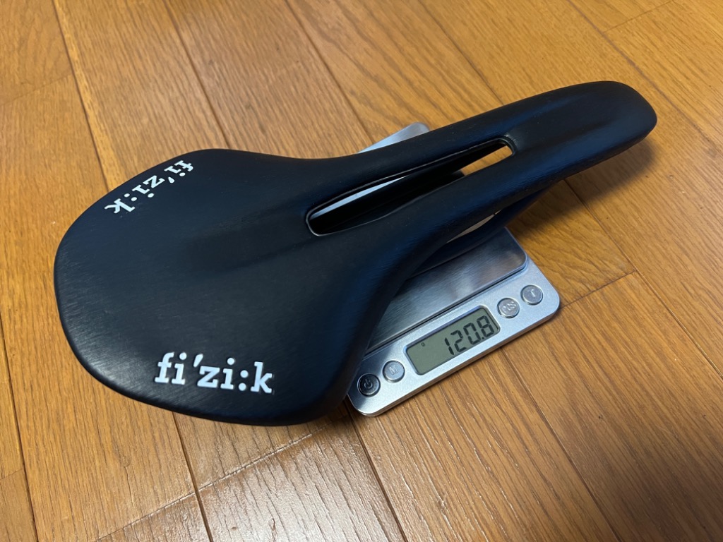 fizik フィジーク ANTARES VENTO 00 カーボンレール ブラック fizik フィジーク ANTARES VENTO 00 カーボンレール ブラック
