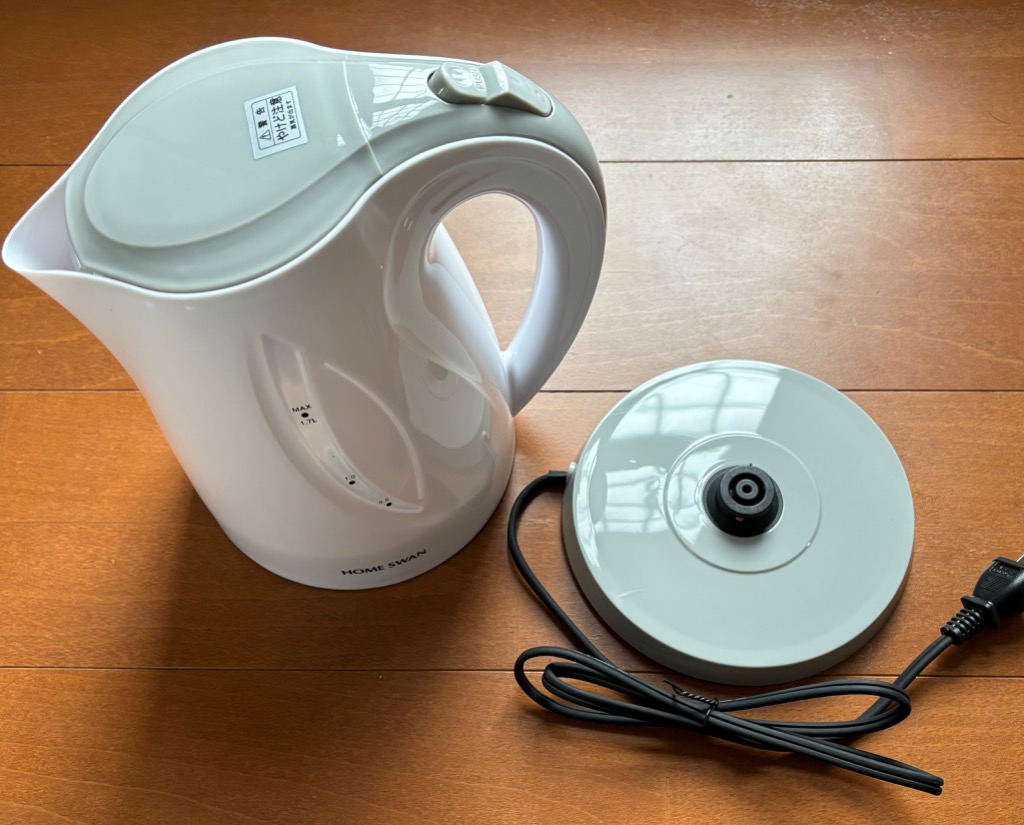 電気ケトル1.7L | 株式会社 新津興器