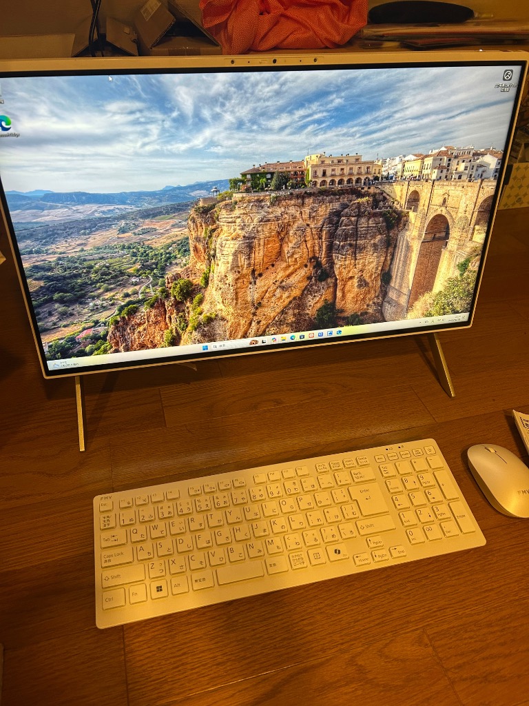 FMV F55-K1 FMVF55K1WA ホワイト 富士通 FMV Desktop F F55-K1 FMVF55K1WA [ホワイト] 価格比較