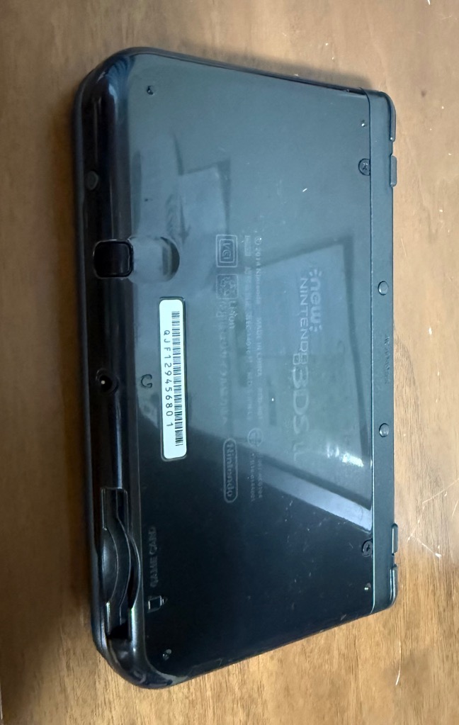Nintendo 3DS LL 水色 ゲームソフト付き Amazon.co.jp: ニンテンドー3DS LL ブルーXブラック【メーカー