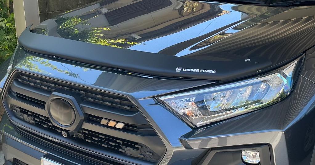 RAV4 【みんカラ大賞受賞】RAV4 バグガード ボンネットプロテクター 50