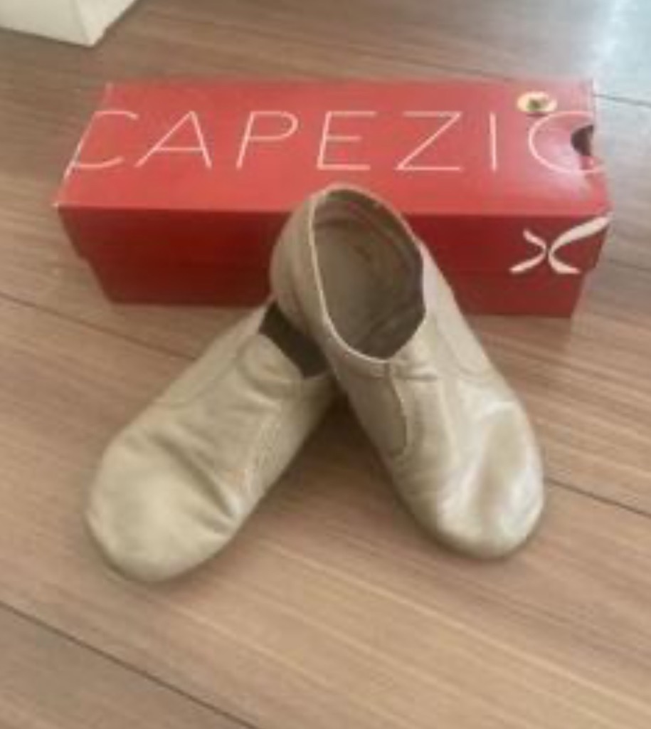 CAPEZIO ジャズシューズ ジャズダンスシューズ チアダンス 牛革