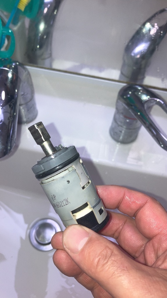 TOTO 水栓金具補修部品 シングルバルブ部(上げ吐水用) THY582N