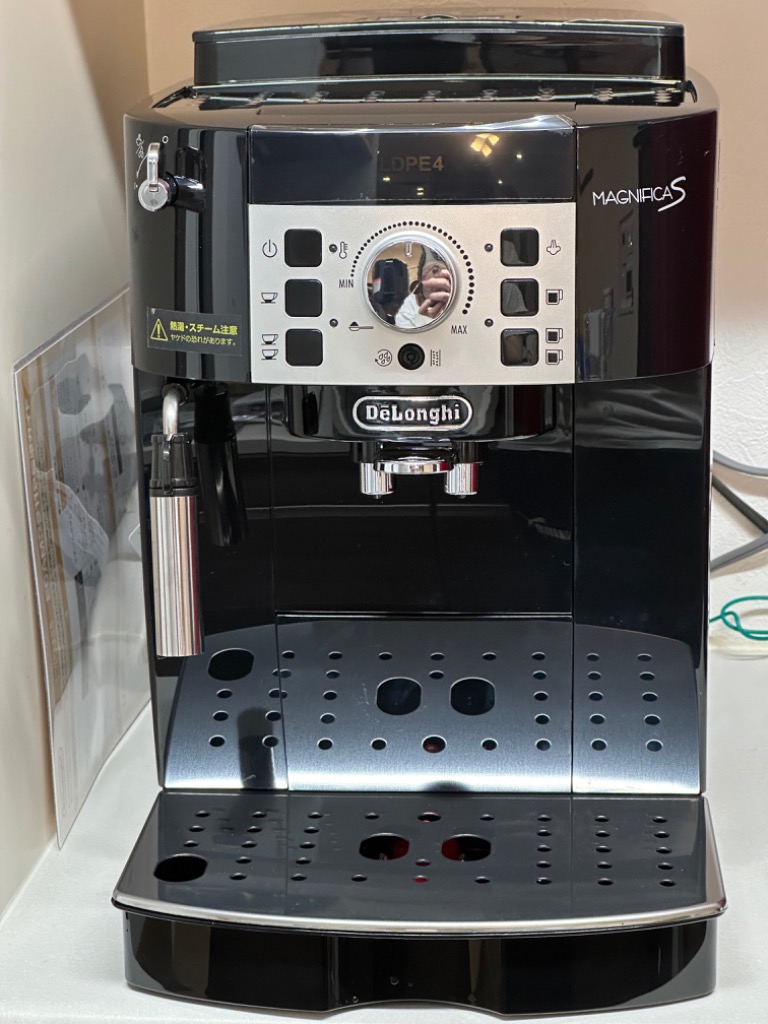 コーヒー デロンギ 全自動コーヒーマシン マグニフィカS ECAM22112B 