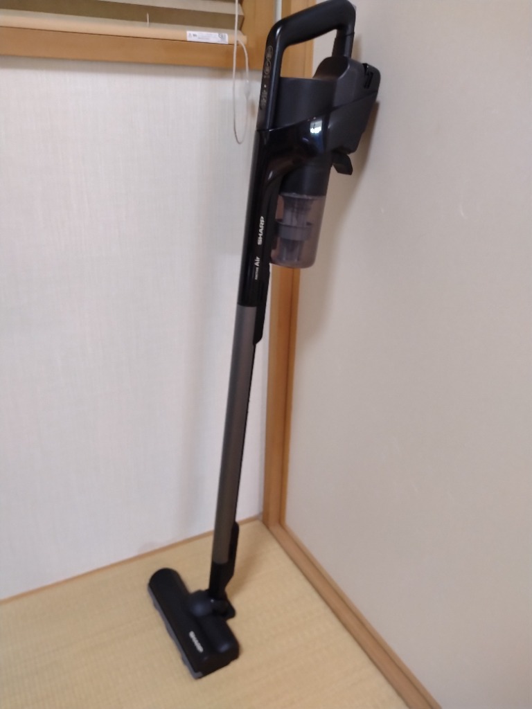 SHARP　コードレス掃除機　ラクティブエア　EC-AR10　ブラック シャープ RACTIVE Air EC-AR10-B [ブラック系] 価格比較 - 価格.com