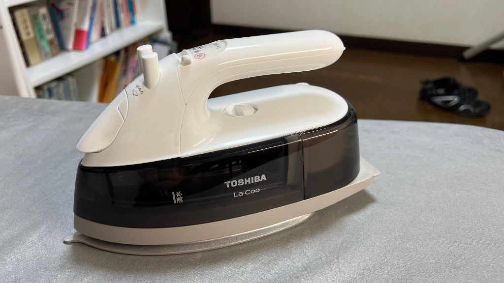 TOSHIBA 東芝 コード付きスチームアイロン グレー TA-EV6-H