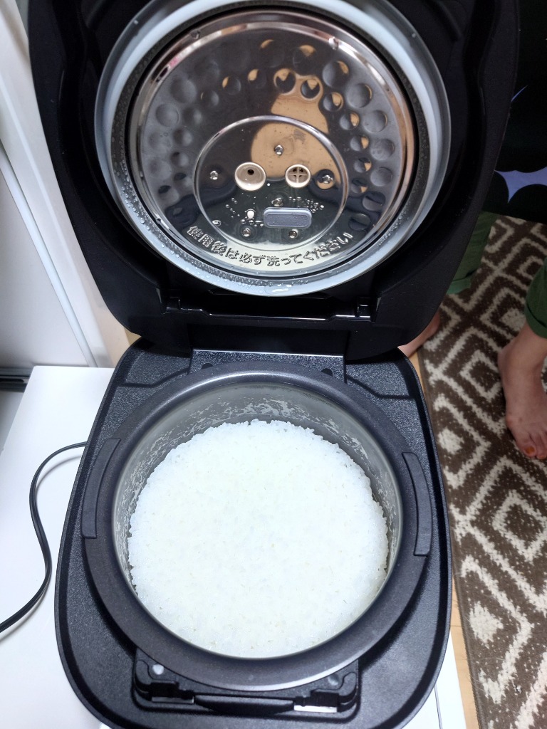 タイガー TIGER 圧力IH炊飯器 5.5合 フォグブラック JPI-X100-KX タイガー TIGER 圧力IH炊飯器 5.5合 フォグブラック JPI-X100-KX