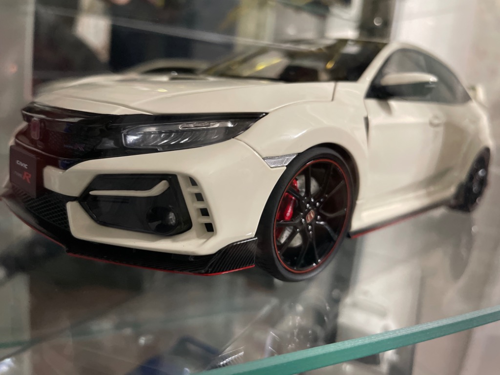 オートアート ホンダ シビック タイプR (FK8) 2021 オートアート ホンダ シビック タイプR (FK8) 2021