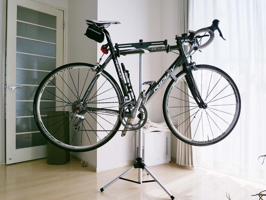 自転車スタンド 室内 1台 自転車 スタンド 倒れない 屋外 ロードバイク
