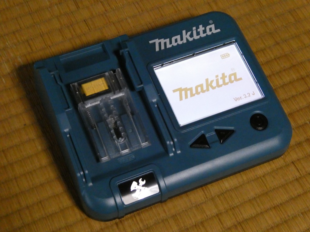 makita マキタ 14.4/18V対応 ポータブルバッテリチェッカ ソフトケース付 BTC04 A-61488 中古美品 【工具専門店 テイクハンズ金沢野々市店】 マキタ（makita） マキタポータブルバッテリチェッカ BTC04 (9.6V
