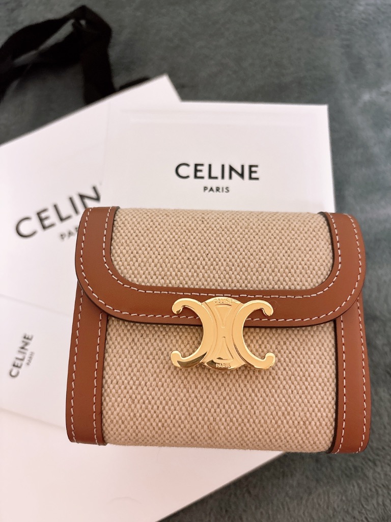 CELINE セリーヌ スモール フラップウォレット トリオンフ