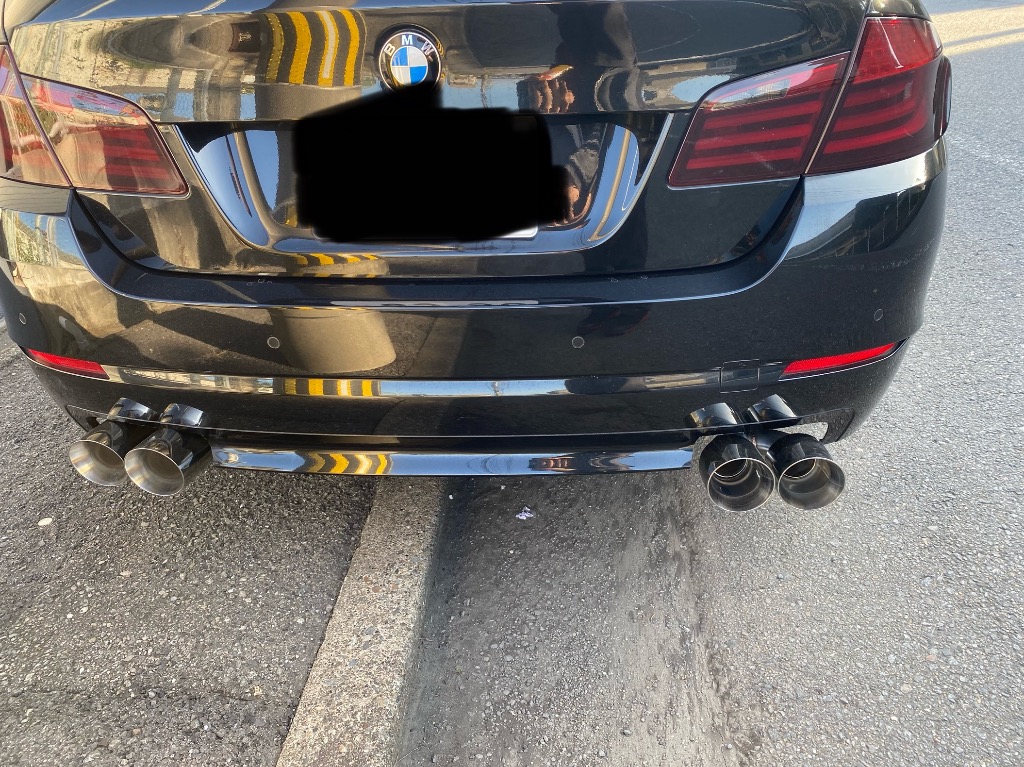 BMW [MARVIN社製]M5ルック ステンレスマフラー 左右4本出し BMW 5