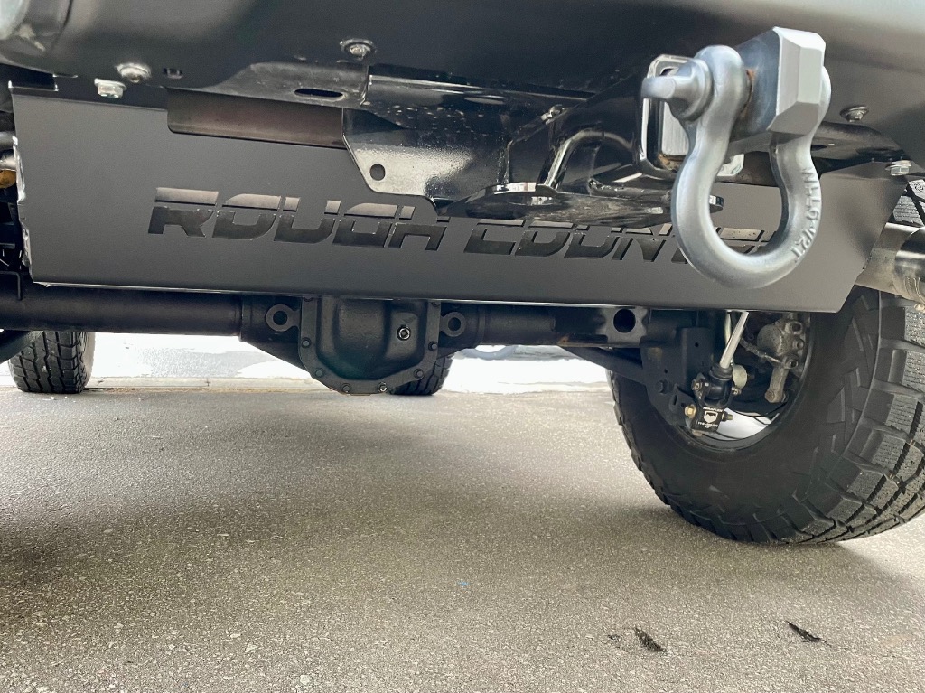 ROUGH COUNTRY(ラフカントリー)正規品]マフラースキッドプレート Jeep