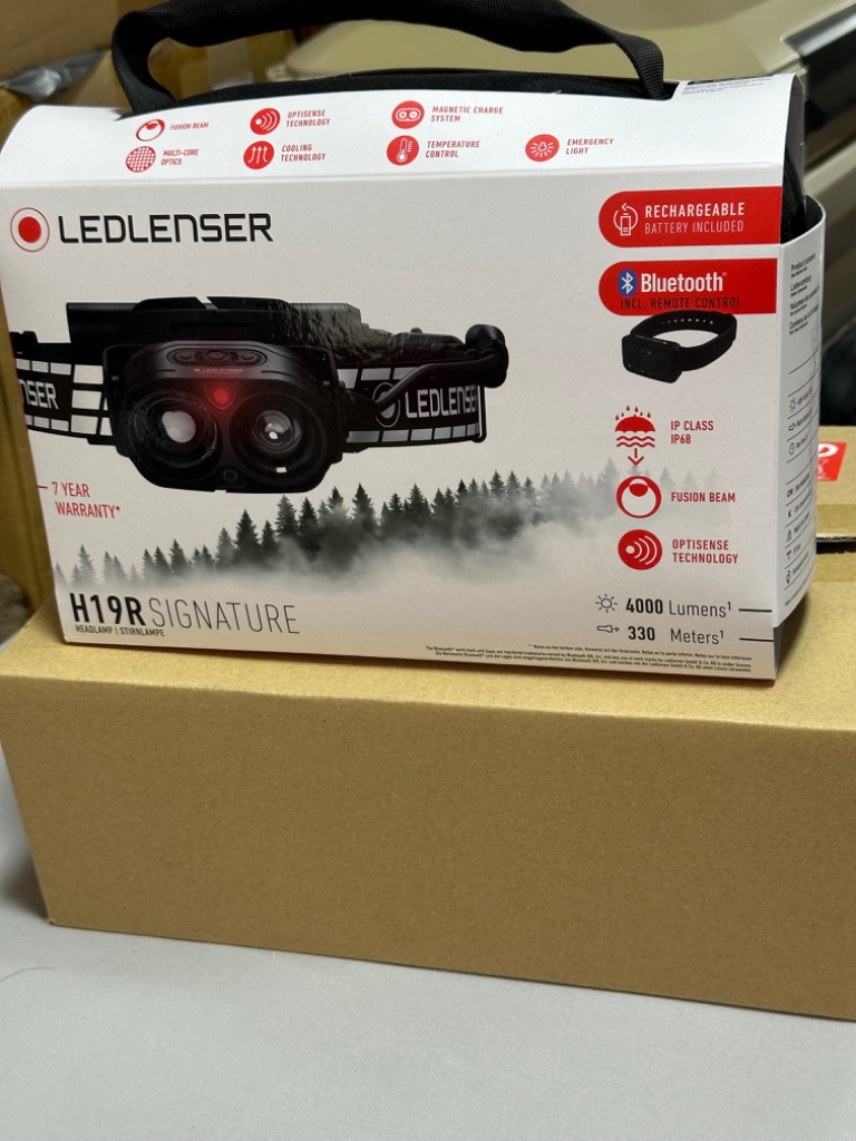 LEDLENSER - レッドレンザー ヘッドライト H19R Signature 502198(1台) Ledlenser H19R Signature ｜ヘッドライト｜レッドレンザー公式通販