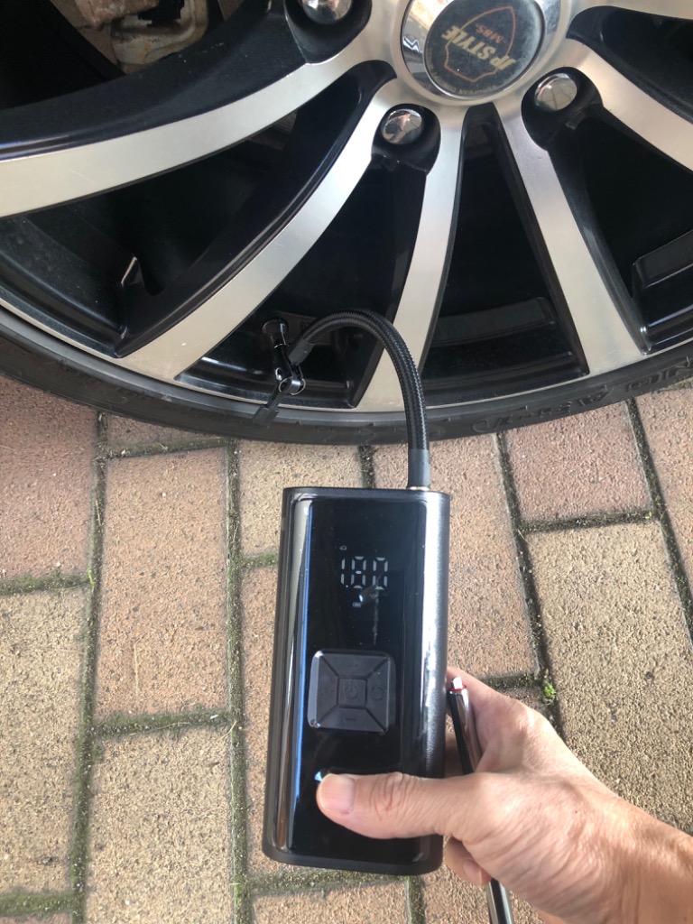 電動 空気入れ 自動車 自転車 充電式 急速充填 コードレス 車