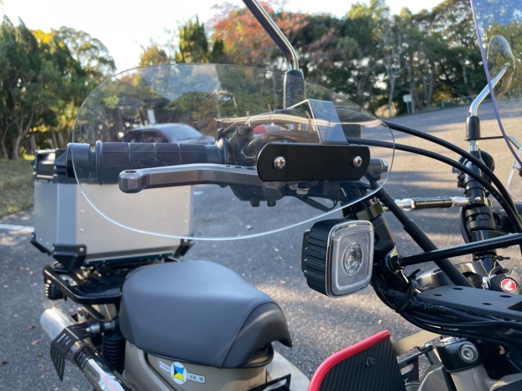 バイク用 ナックルガード ナックルバイザー ハンドルガード 汎用 【クリア】取り付け調整ステー付！ かんたん装着！ 取説付き ツーリング 原付  ネイキッド :047:Dream-Japan - 通販 - Yahoo!ショッピング