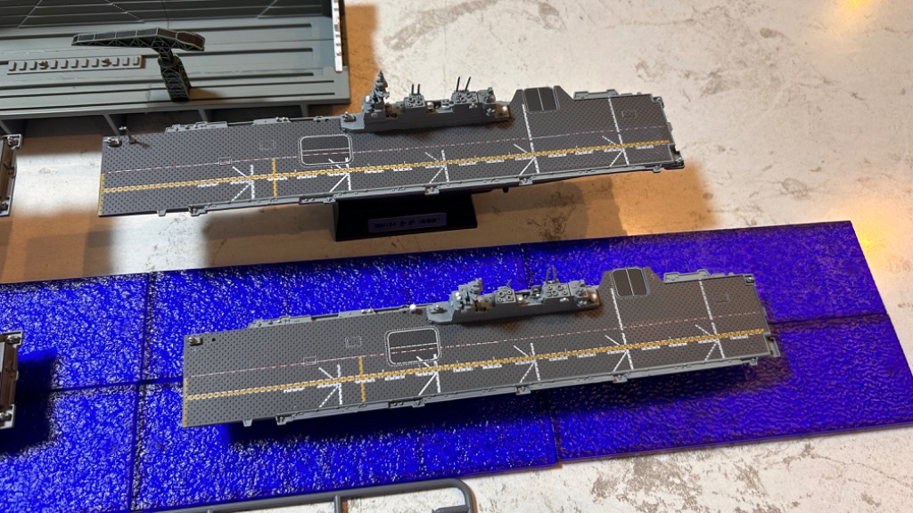 海上自衛隊 護衛艦 かが 1/1250 BOX (4個入) エフトイズ 半完成