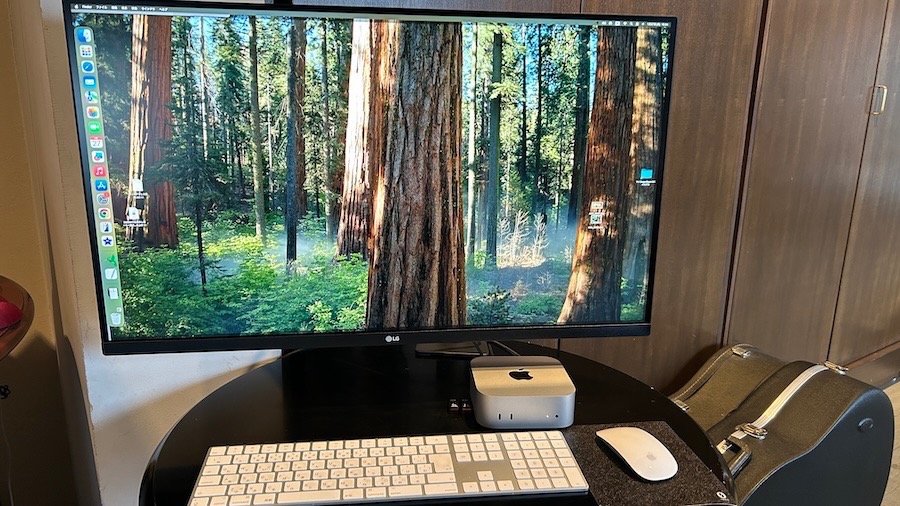 LGエレクトロニクス 32UN880K-B パソコン用ディスプレイ、モニター