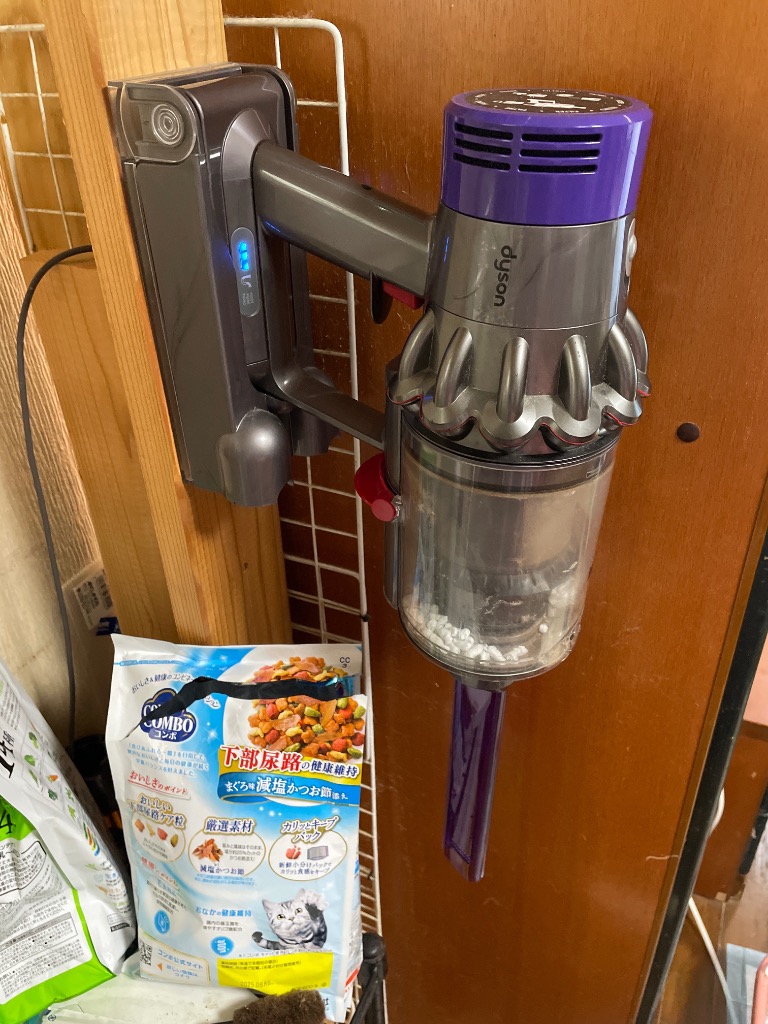 v8 掃除機 コードレス掃除機 【特別価格】 ダイソン Dyson V8 v8 掃除機 コードレス掃除機 【特別価格】 ダイソン Dyson V8